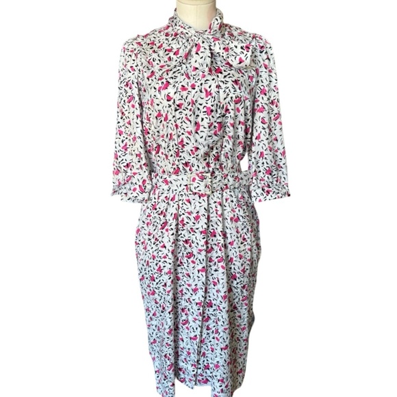 Vintage 80's White and pink floral collard sundress - Small - Picture 2 of 5
